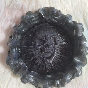 Smokey Colored Skull Ashtray